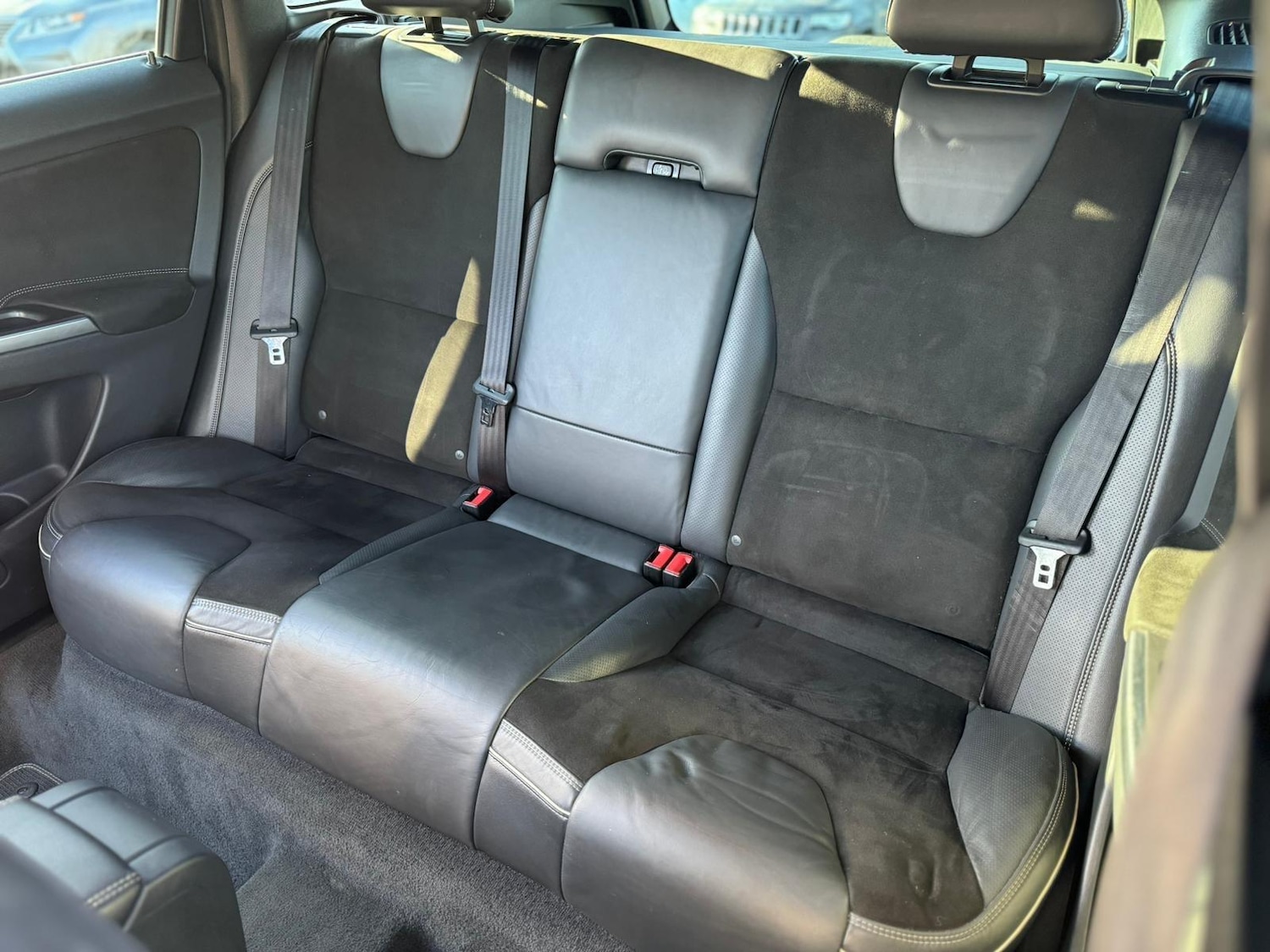 Used Volvo XC60 2017 for sale - 77230187: Photo 24