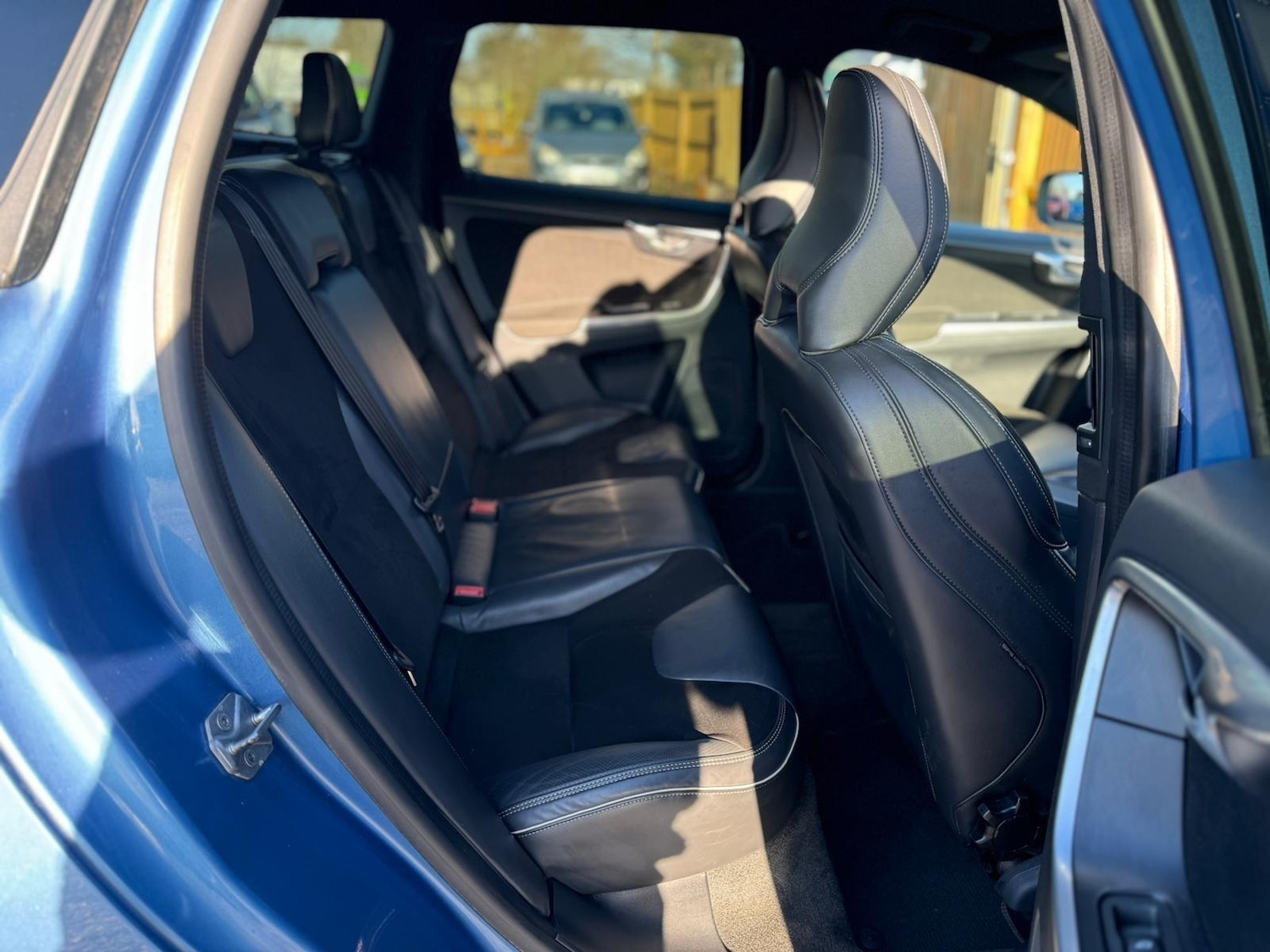 Used Volvo XC60 2017 for sale - 77230187: Photo 25