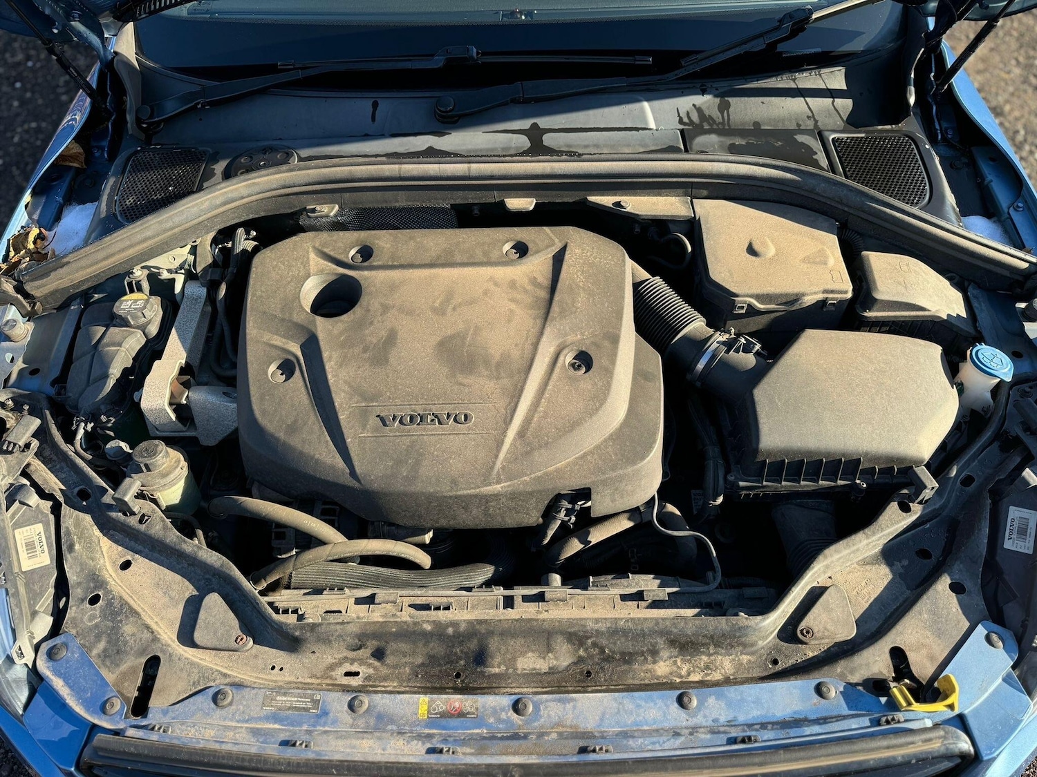 Used Volvo XC60 2017 for sale - 77230187: Photo 37