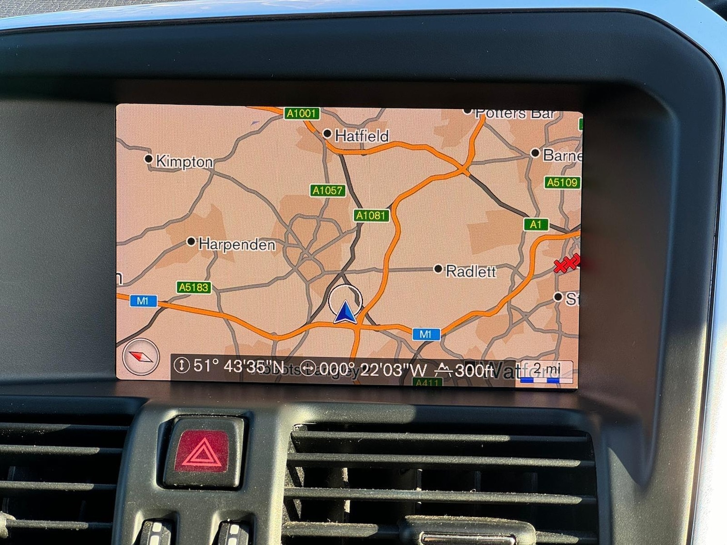 Used Volvo XC60 2017 for sale - 77230187: Photo 42