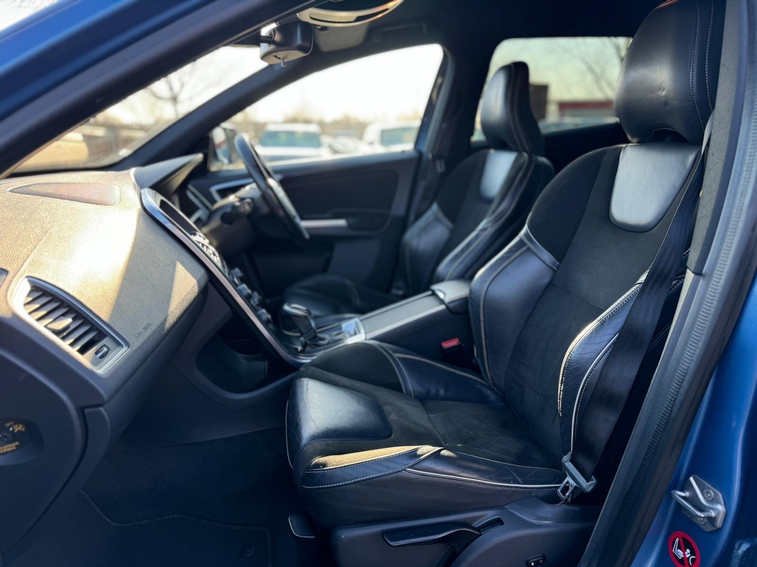 Used Volvo XC60 2017 for sale - 77230187: Photo 48