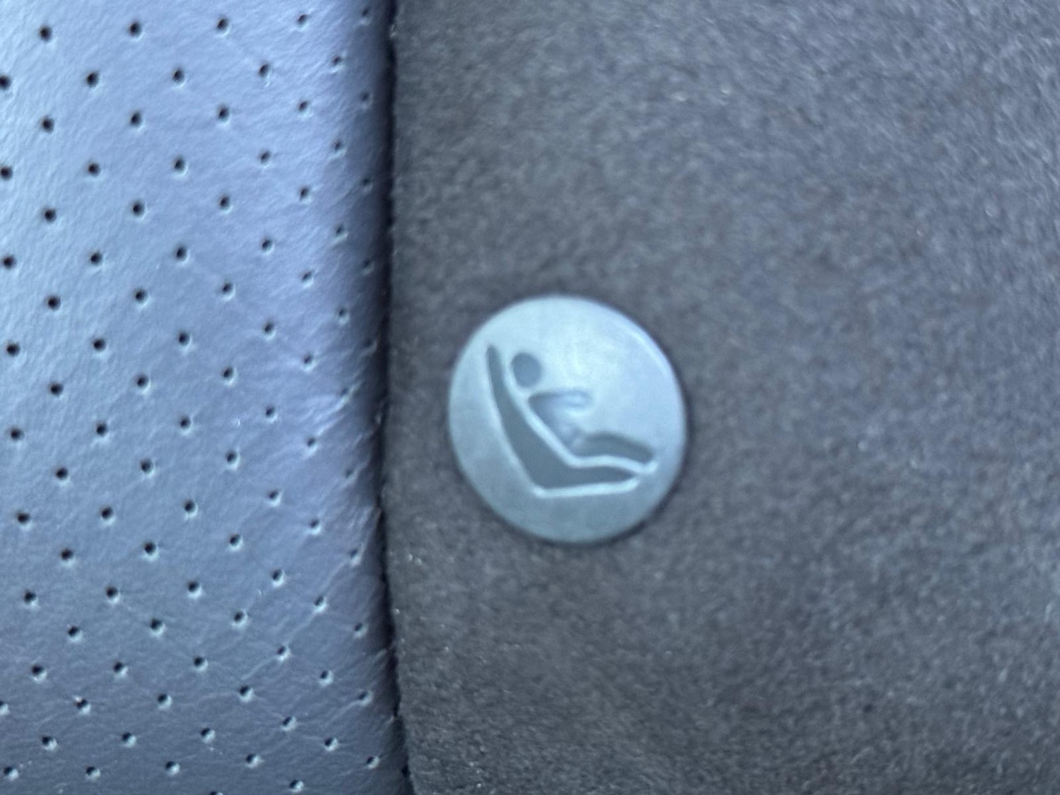 Used Volvo XC60 2017 for sale - 77230187: Photo 54