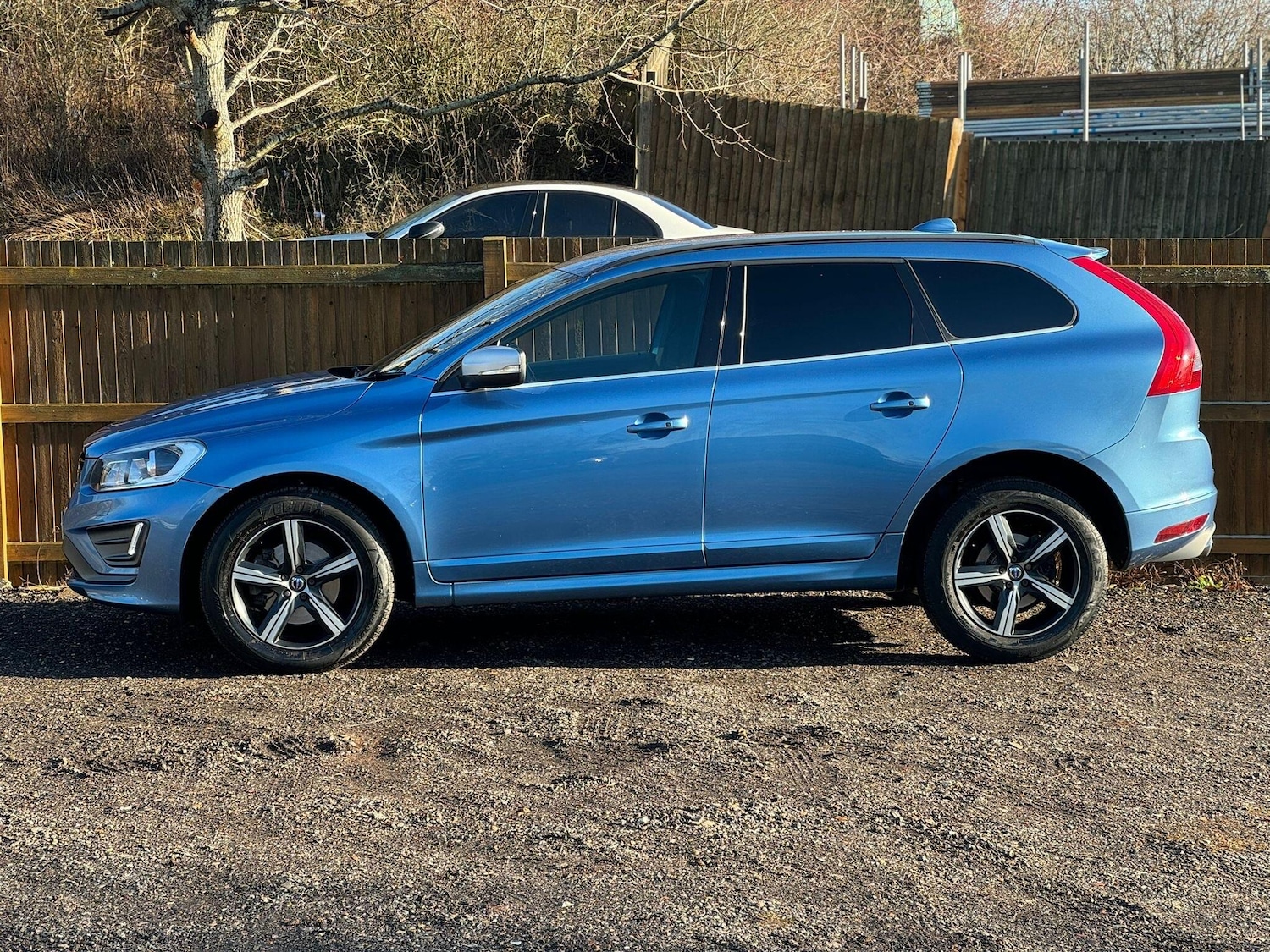 Used Volvo XC60 2017 for sale - 77230187: Photo 8
