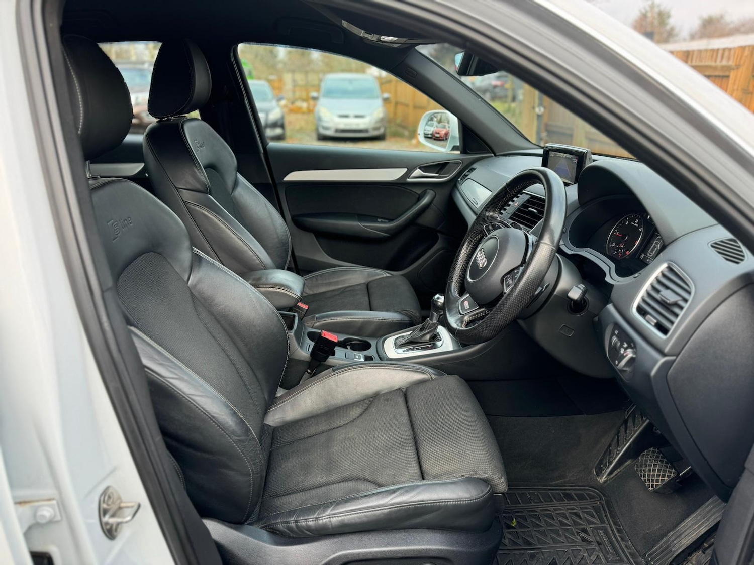 Used Audi Q3 2016 for sale - 77084379: Photo 22