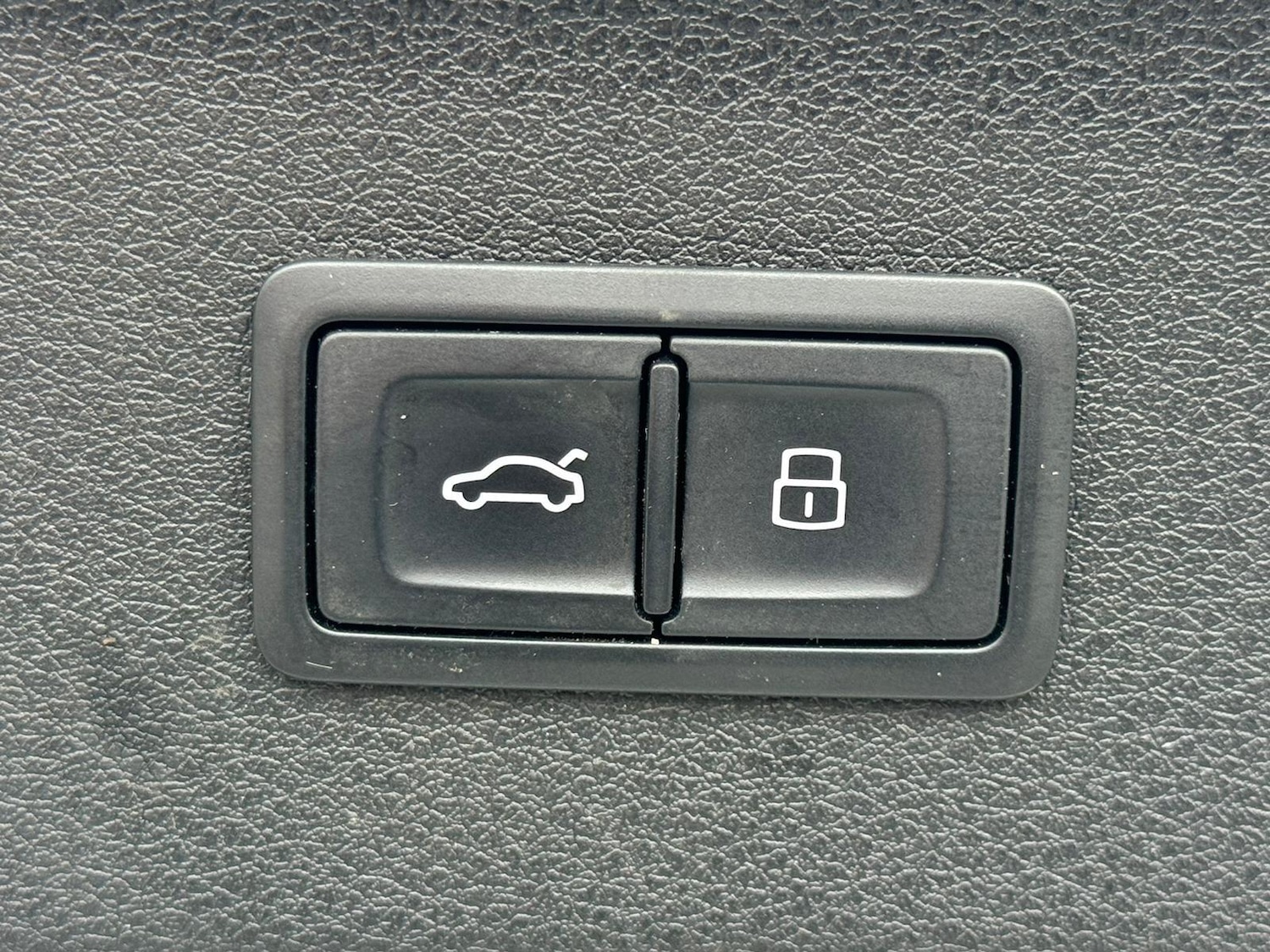 Used Audi Q3 2016 for sale - 77084379: Photo 30