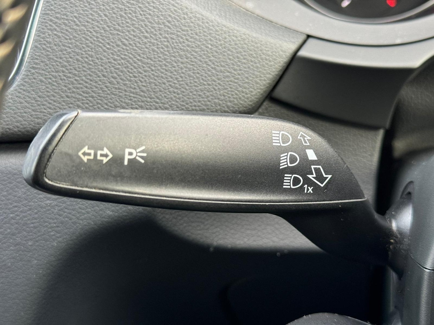 Used Audi Q3 2016 for sale - 77084379: Photo 36