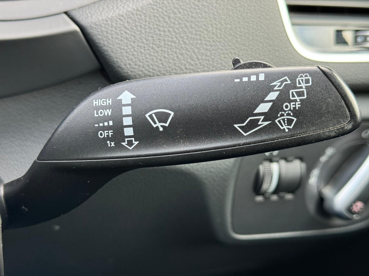 Used Audi Q3 2016 for sale - 77084379: Photo 37