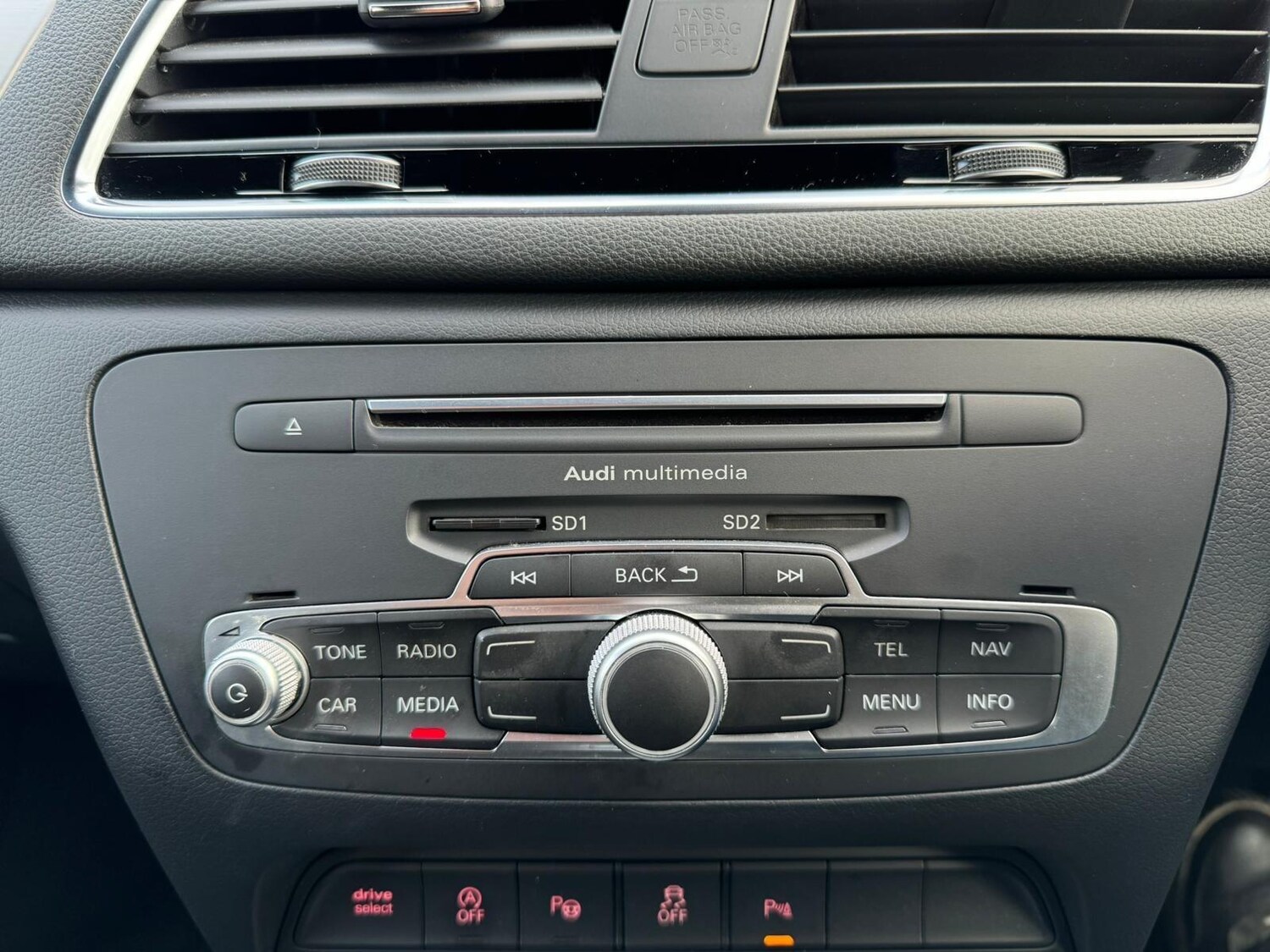 Used Audi Q3 2016 for sale - 77084379: Photo 45