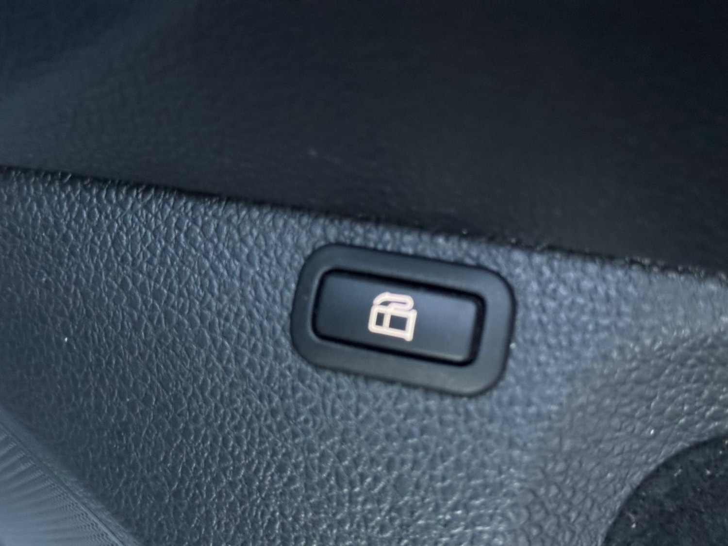 Used Volkswagen Golf 2020 for sale - 77395797: Photo 32