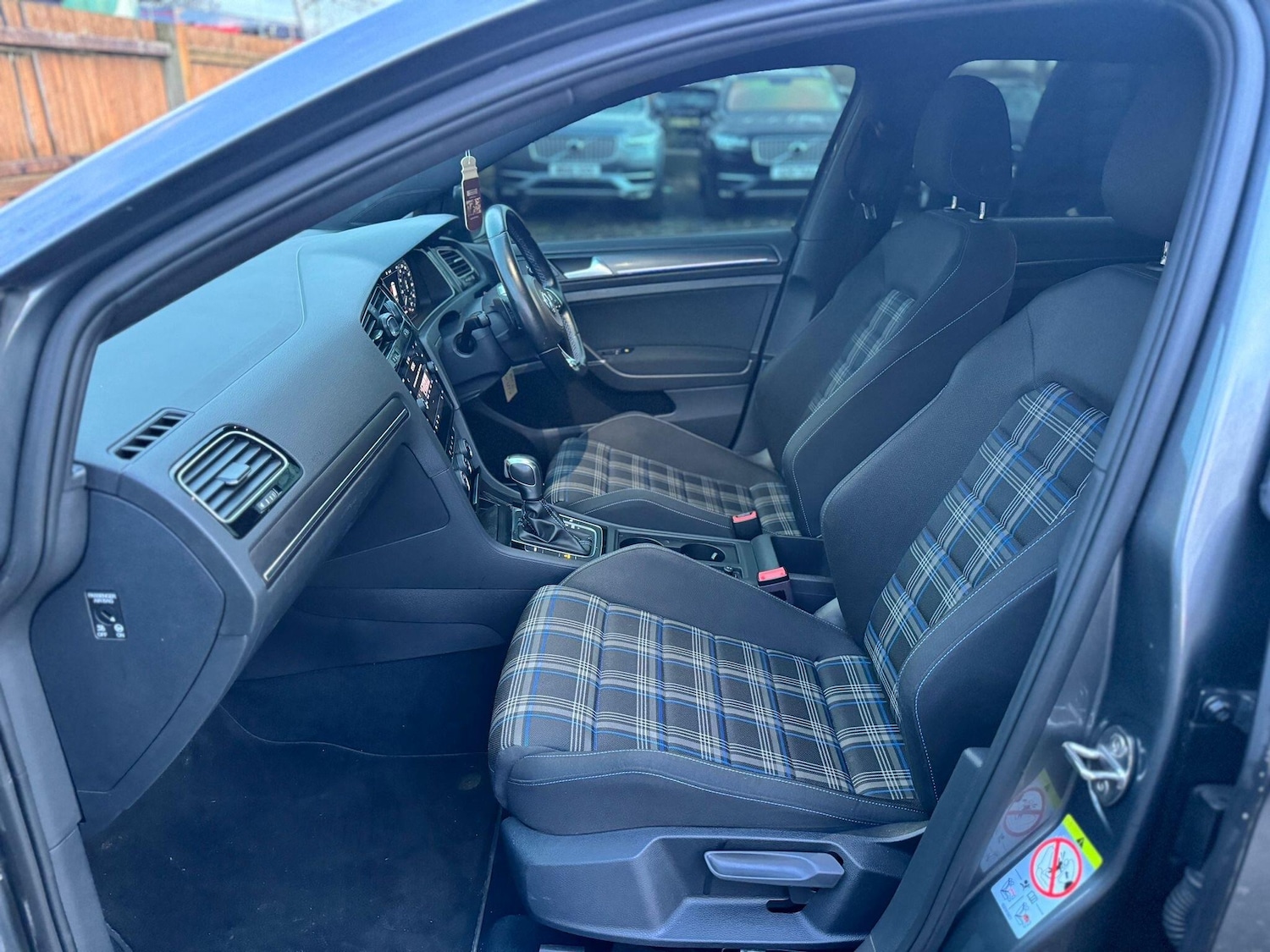 Used Volkswagen Golf 2020 for sale - 77395797: Photo 55