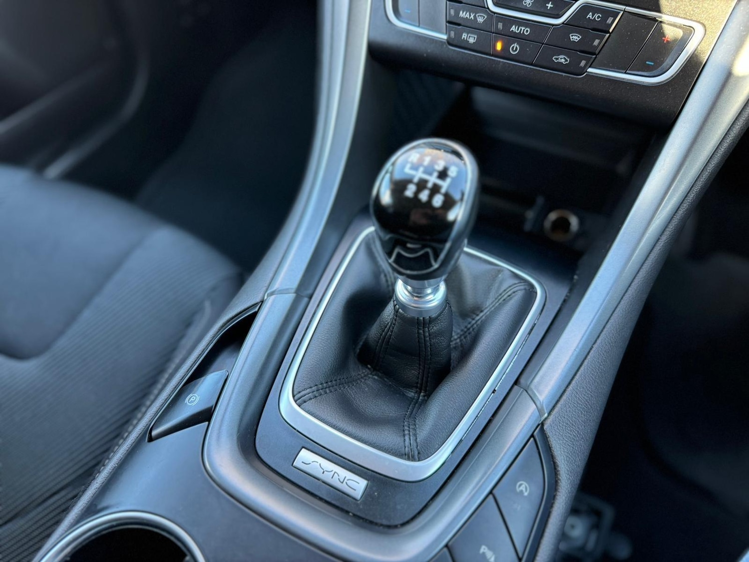 Used Ford Mondeo 2017 for sale - 76759348: Photo 18