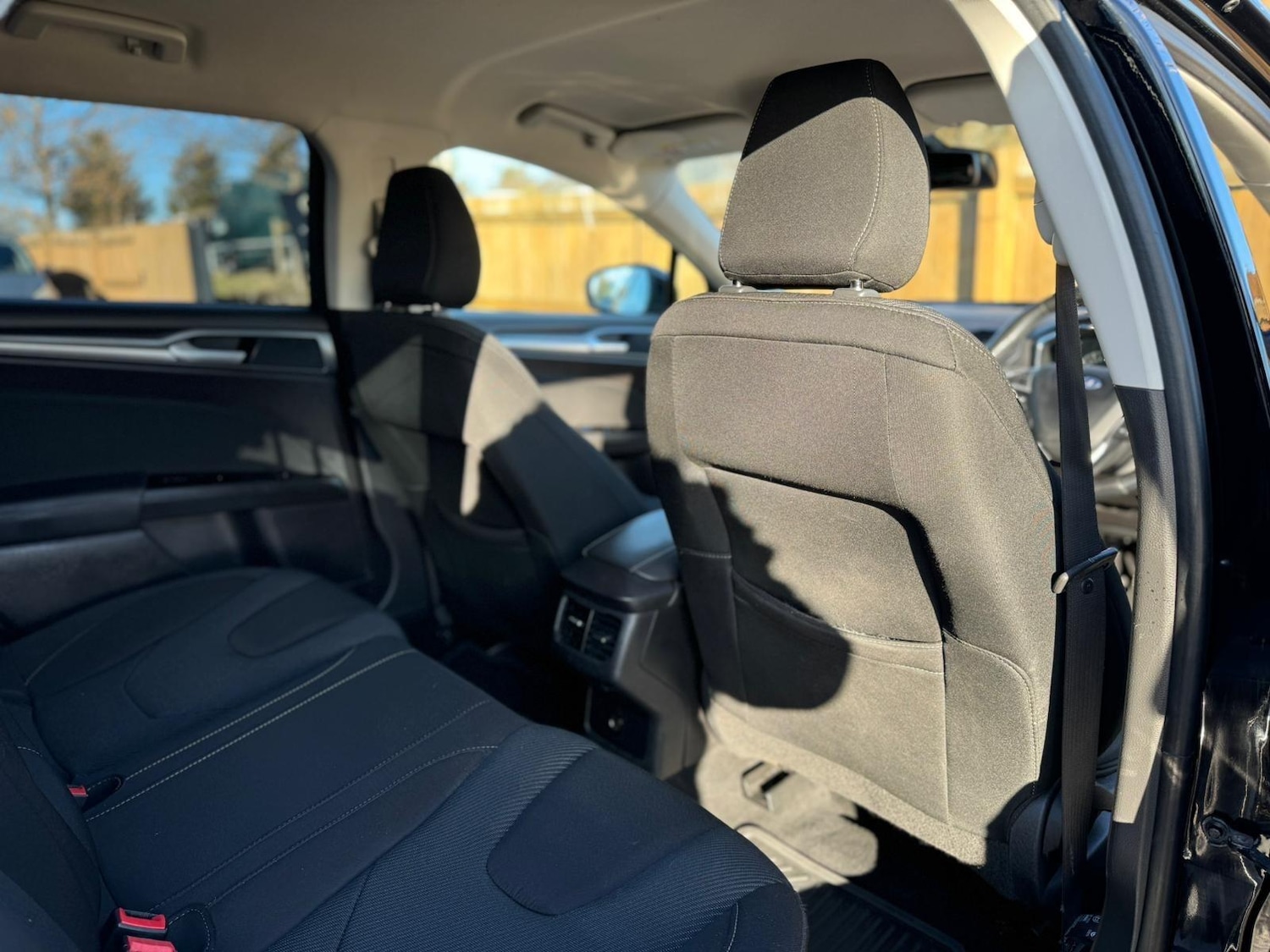 Used Ford Mondeo 2017 for sale - 76759348: Photo 25