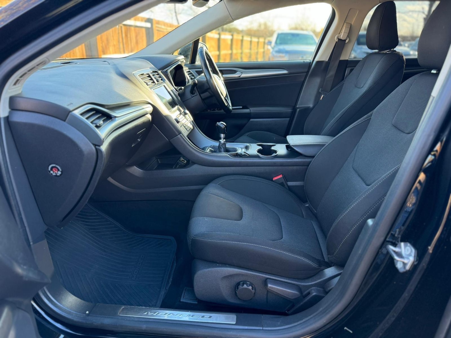 Used Ford Mondeo 2017 for sale - 76759348: Photo 45