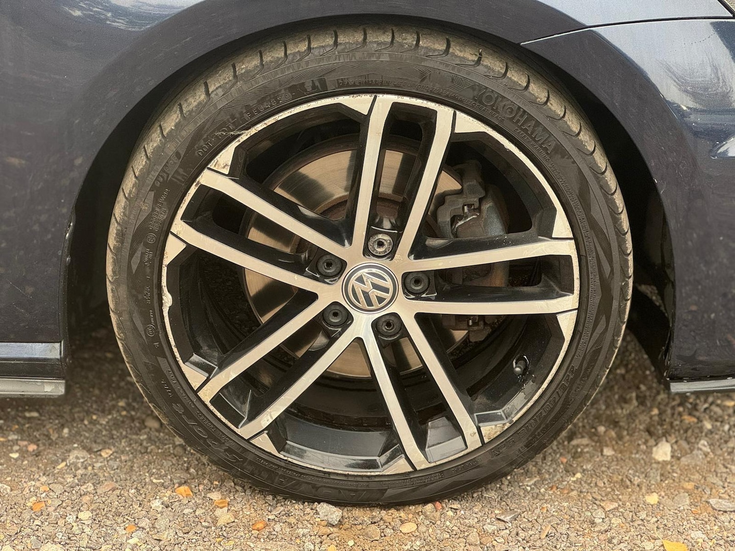 Used Volkswagen Golf 2017 for sale - 76238889: Photo 21