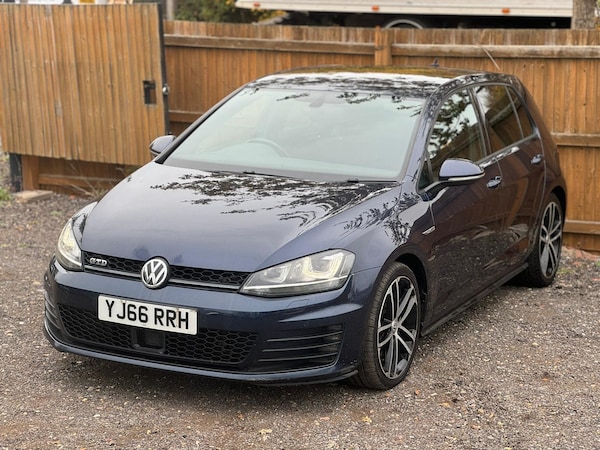 Used Volkswagen Golf 2017 for sale - 76238889: Photo 6