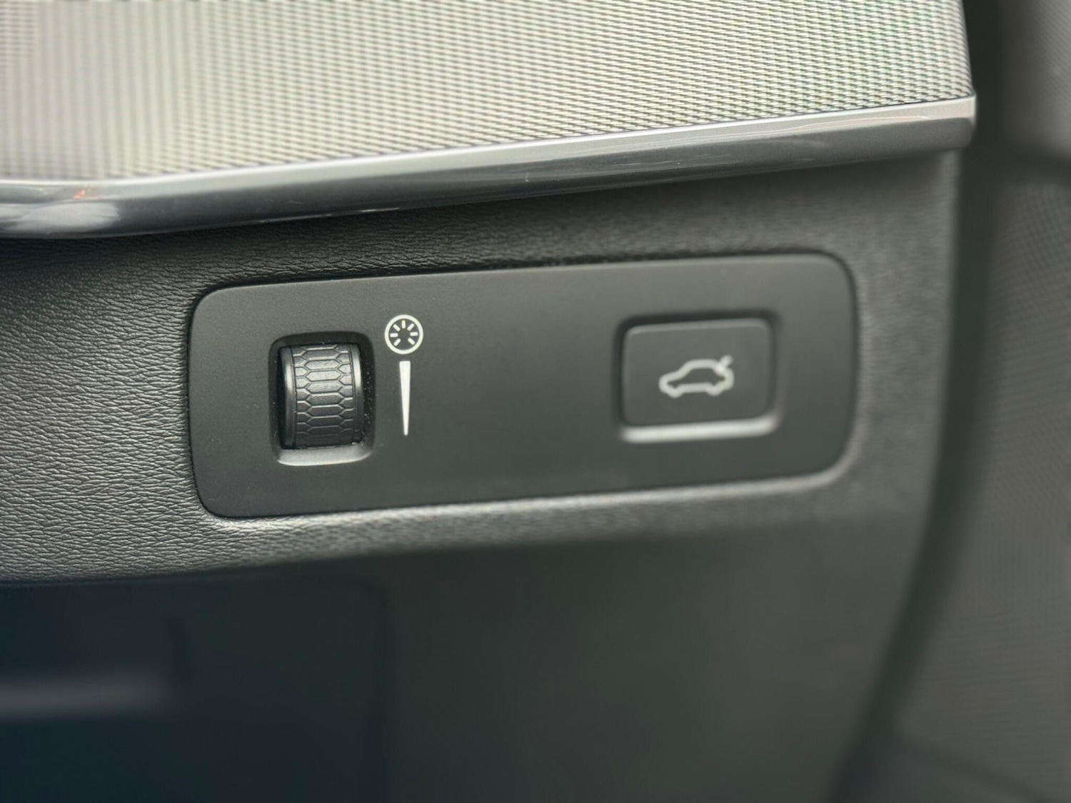 Used Volvo XC90 2018 for sale - 78020040: Photo 30