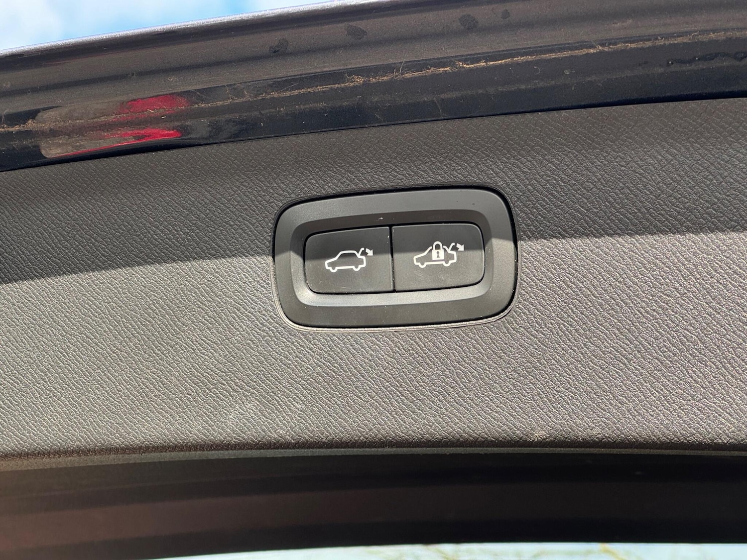 Used Volvo XC90 2018 for sale - 78020040: Photo 31