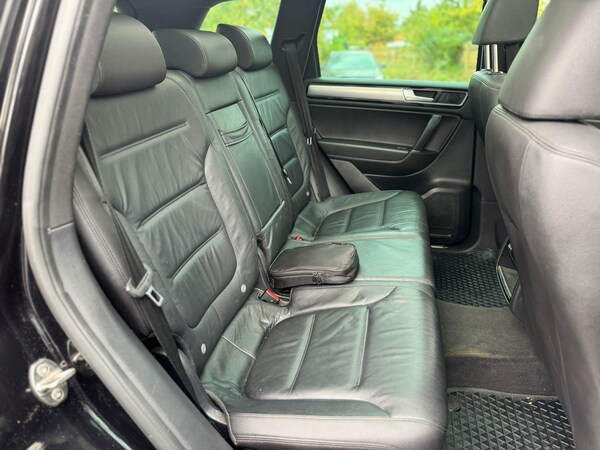Used Volkswagen Touareg 2015 for sale - 76228085: Photo 18