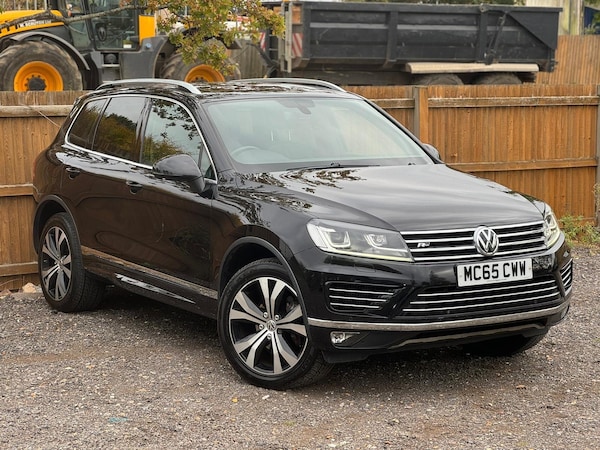 Used Volkswagen Touareg 2015 for sale - 76228085: Photo 1