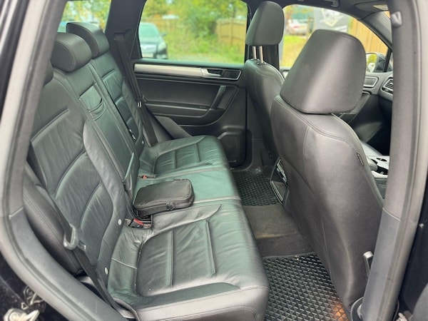 Used Volkswagen Touareg 2015 for sale - 76228085: Photo 20