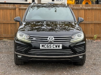 Used Volkswagen Touareg 2015 for sale - 76228085: Photo 2