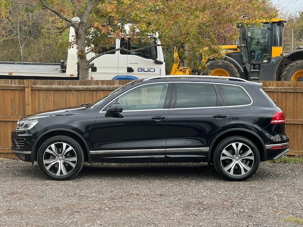 Used Volkswagen Touareg 2015 for sale - 76228085: Photo 8