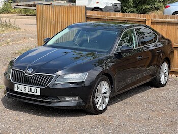 Used Skoda Superb 2019 for sale - 79248076: Photo