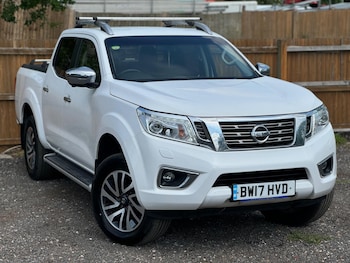 Used Nissan Navara 2017 for sale - 78535690: Photo