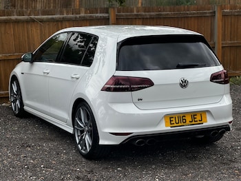 Used Volkswagen Golf 2016 for sale - 75770002: Photo