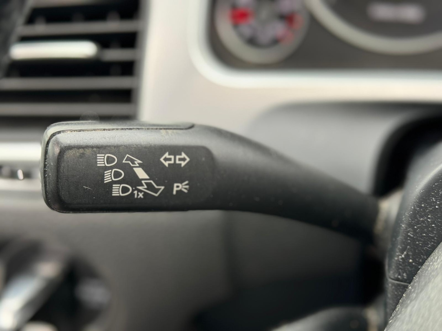 Used Volkswagen Touareg 2012 for sale - 77710425: Photo 37