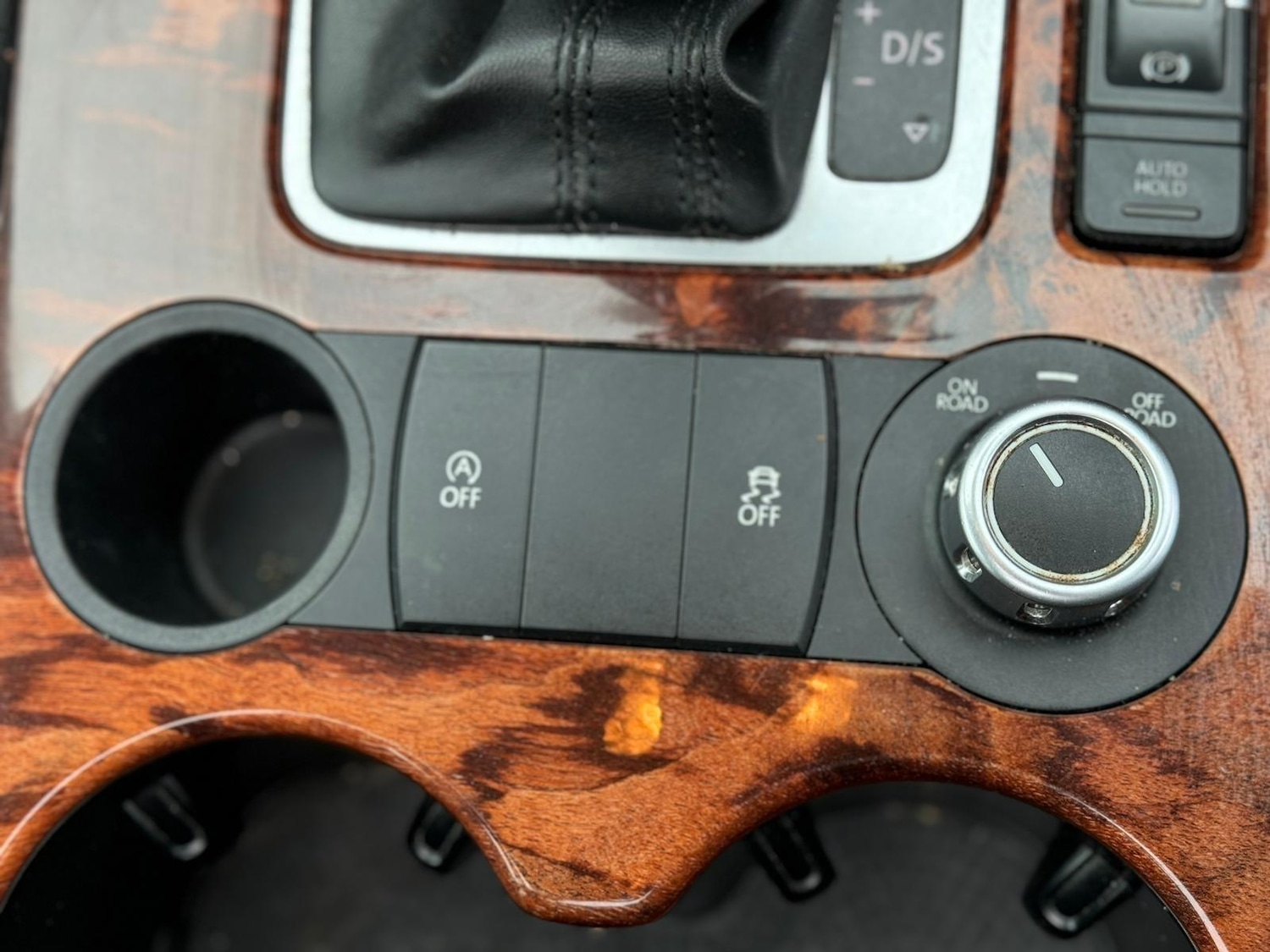 Used Volkswagen Touareg 2012 for sale - 77710425: Photo 39