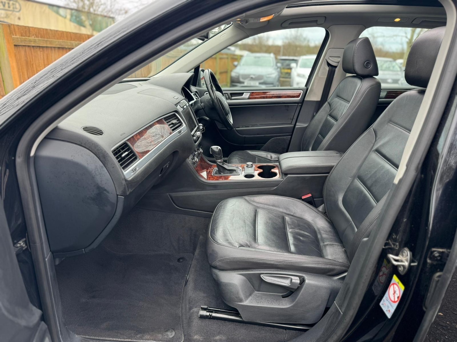 Used Volkswagen Touareg 2012 for sale - 77710425: Photo 54