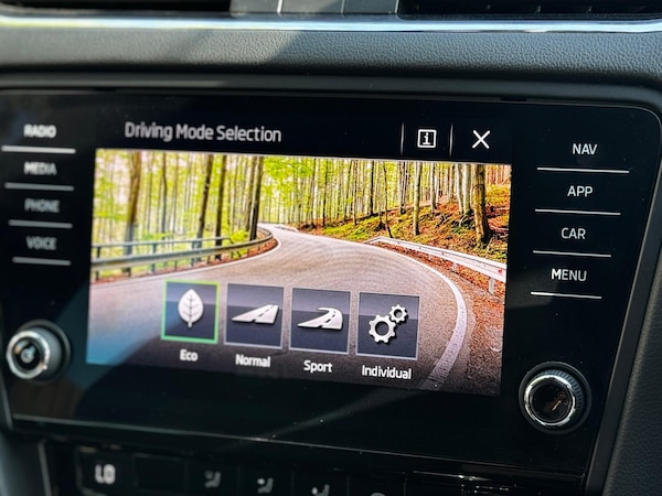 Used Skoda Octavia 2018 for sale - 76239474: Photo 40