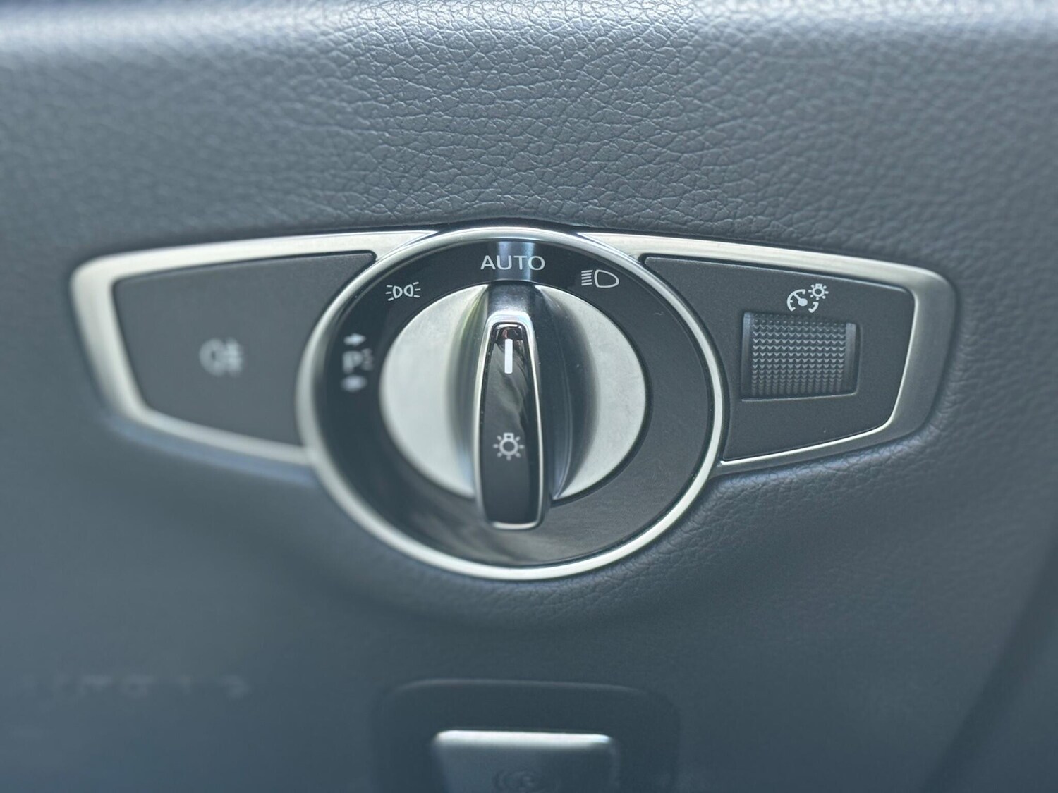 Used Mercedes-Benz E Class 2018 for sale - 78086711: Photo 31