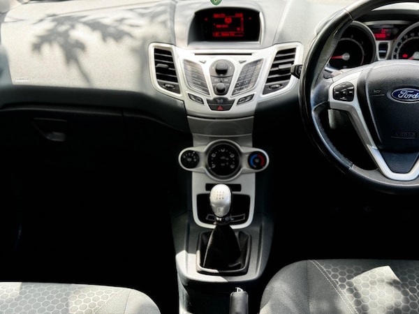 Used Ford Fiesta 2011 for sale - 74837731: Photo 11