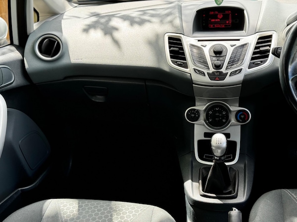 Used Ford Fiesta 2011 for sale - 74837731: Photo 12