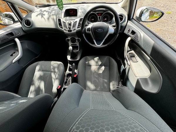 Used Ford Fiesta 2011 for sale - 74837731: Photo 13