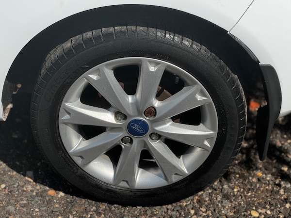 Used Ford Fiesta 2011 for sale - 74837731: Photo 32