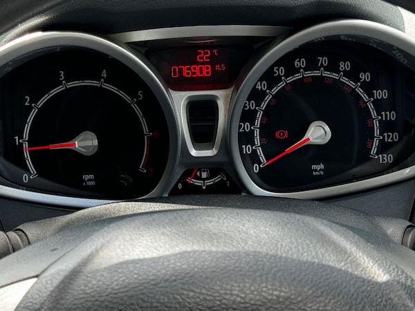 Used Ford Fiesta 2011 for sale - 74837731: Photo 36