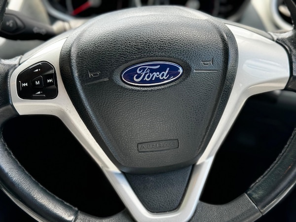 Used Ford Fiesta 2011 for sale - 74837731: Photo 37