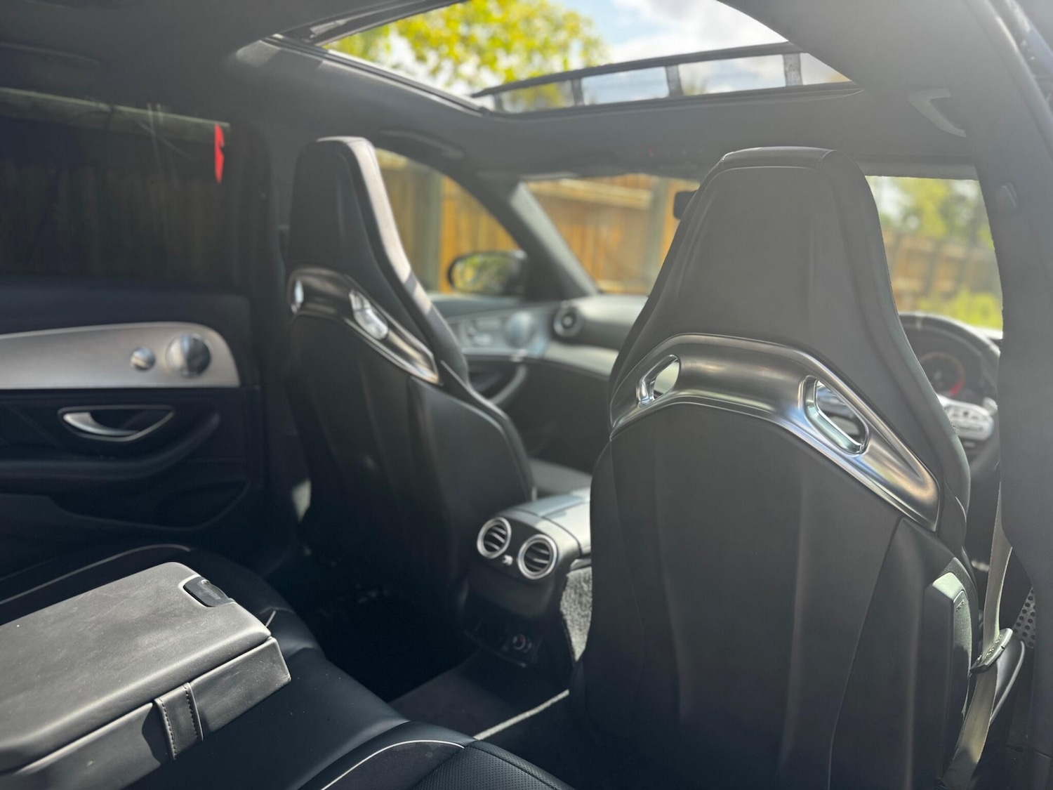 Used Mercedes-Benz E Class 2018 for sale - 76388387: Photo 21