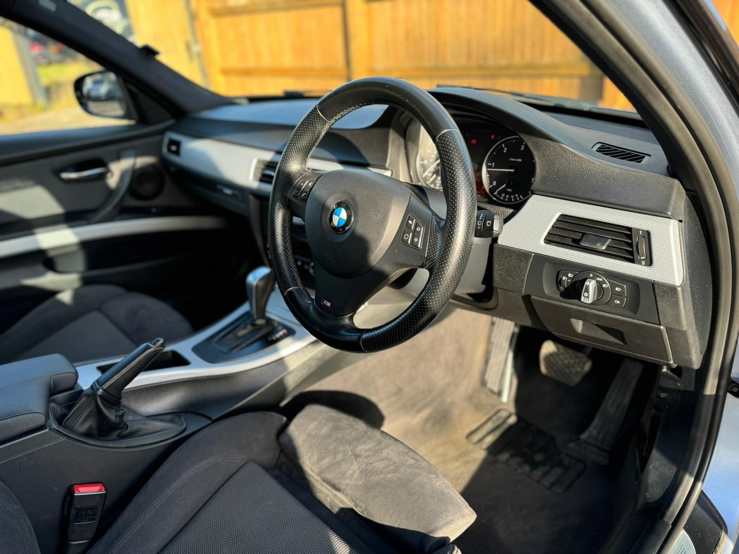 Used BMW 3 Series 2010 for sale - 77097562: Photo 16