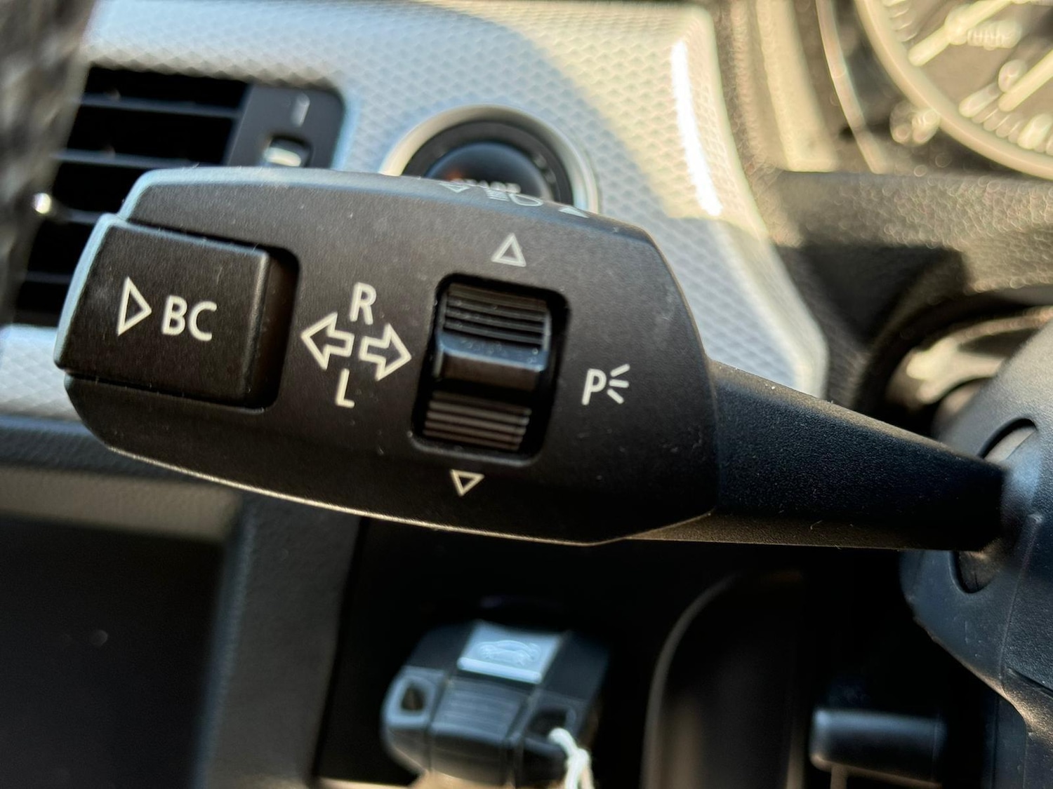 Used BMW 3 Series 2010 for sale - 77097562: Photo 29