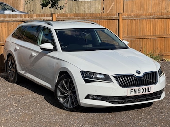 Used Skoda Superb 2019 for sale - 79440901: Photo