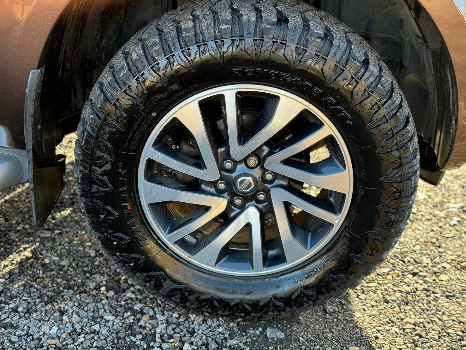 Used Nissan Navara 2017 for sale - 76801958: Photo 24