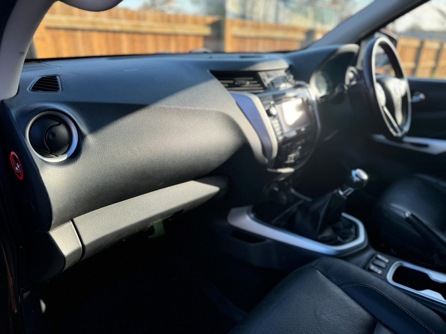 Used Nissan Navara 2017 for sale - 76801958: Photo 25