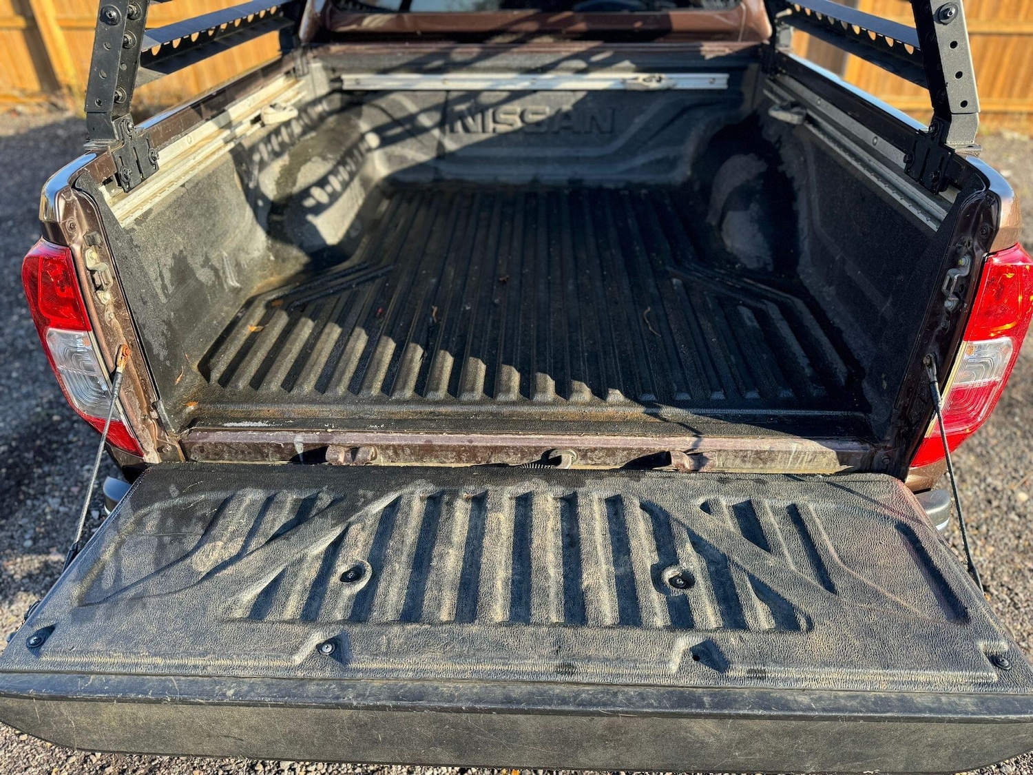 Used Nissan Navara 2017 for sale - 76801958: Photo 41