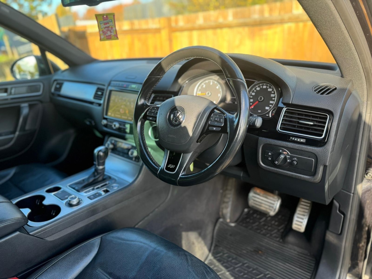 Used Volkswagen Touareg 2014 for sale - 76389368: Photo 11