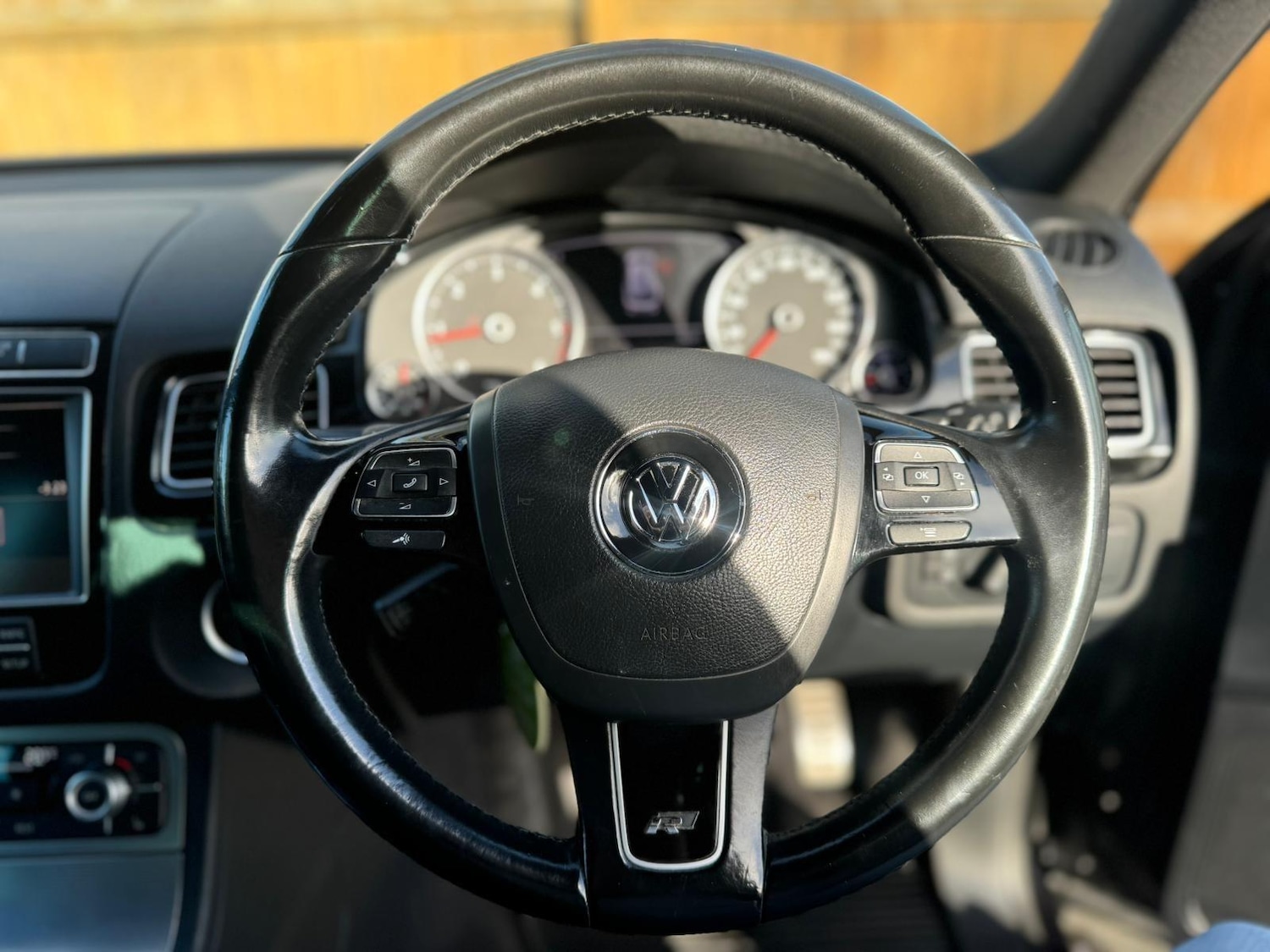 Used Volkswagen Touareg 2014 for sale - 76389368: Photo 28