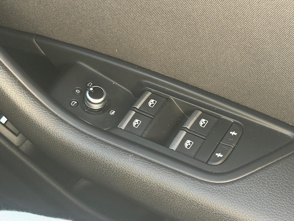 Used Audi A4 Avant 2016 for sale - 76020701: Photo 28